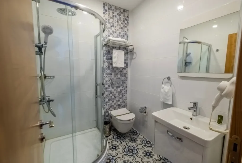 Bahçe Manzaralı Triple Oda