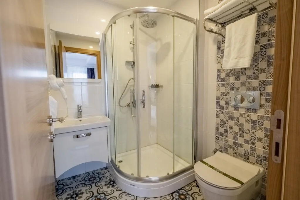 Bahçe Manzaralı Twin Oda