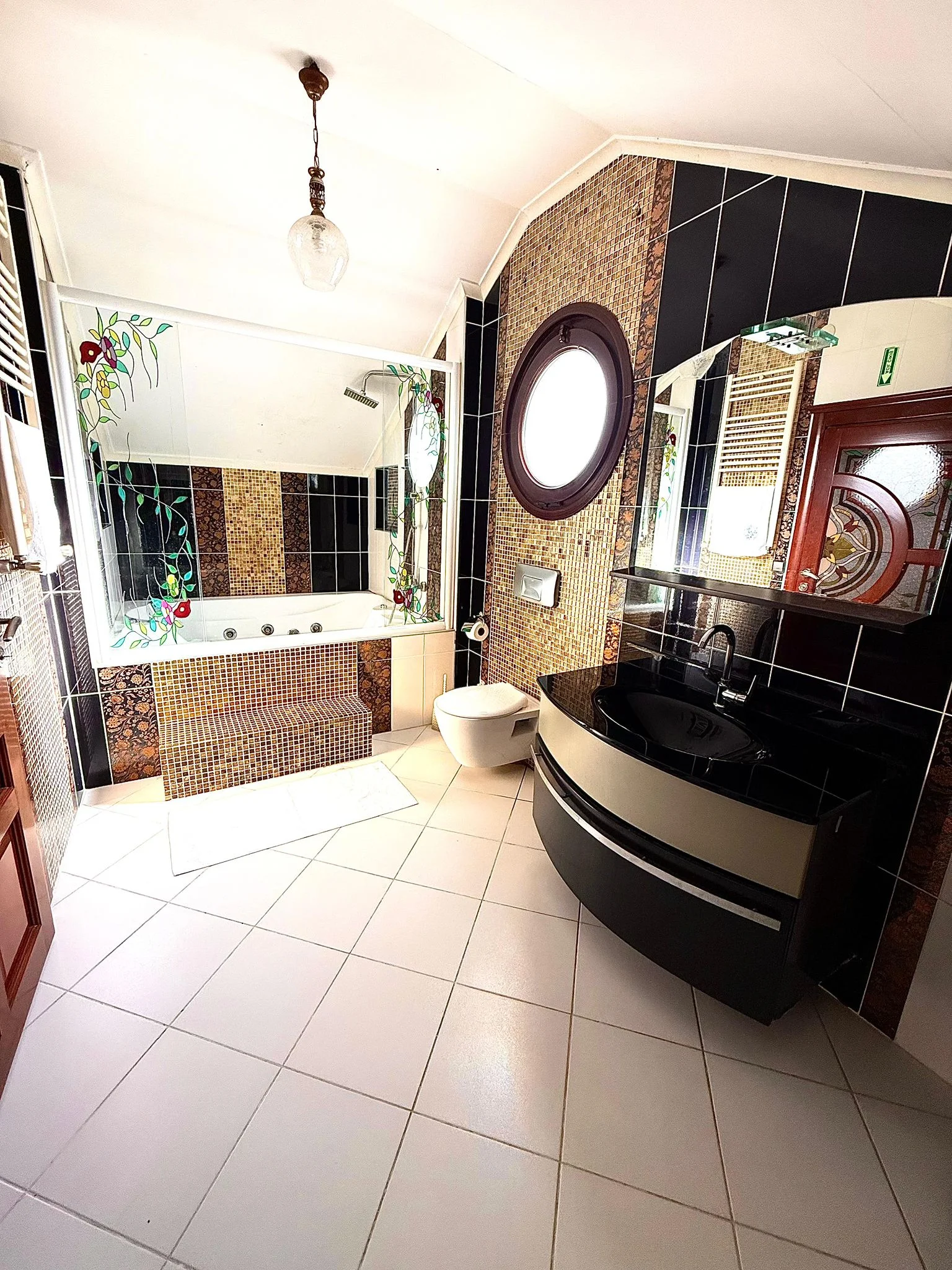 Detached Villa 5+1