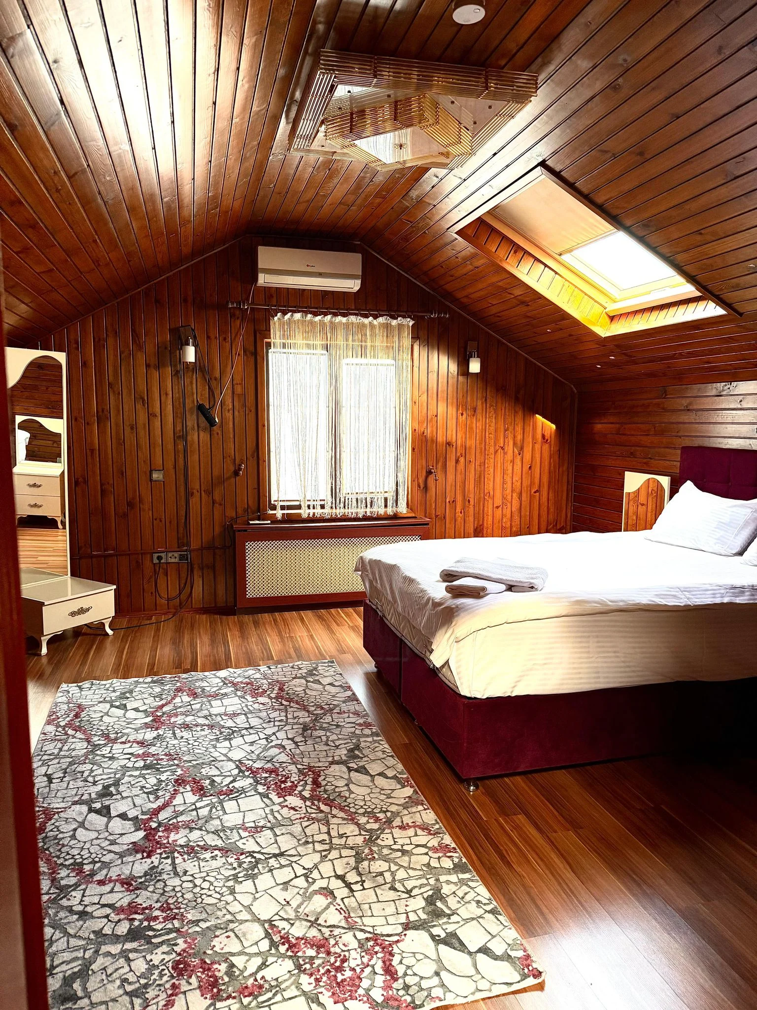 Detached Villa 5+1