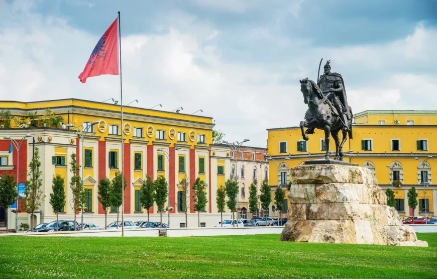 Premium Büyük Balkan Turu 6 Ülke 16 Şehir