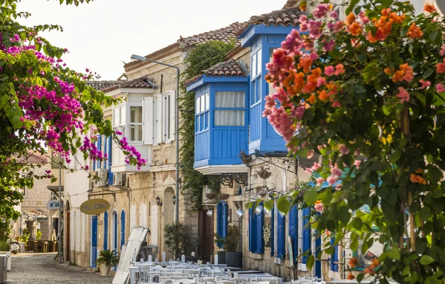 Alaçatı Ot Festivali ve Urla Enginar Çiçeği Festivali Turu – 4 Gün 2 Gece – Gİ