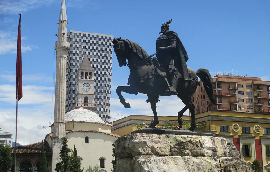 Vizesiz Büyük Balkan Turu 7 gün 8 gece