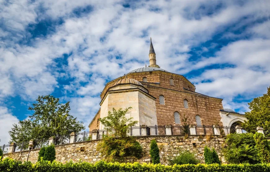 Kosova & Makedonya Turu /  2 Ülke 5 Şehir