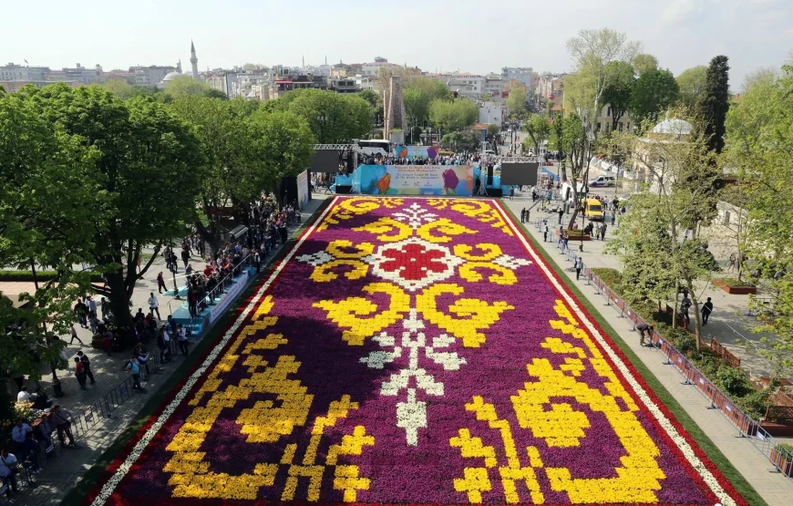İstanbul Lale Festivali Turu 🌷