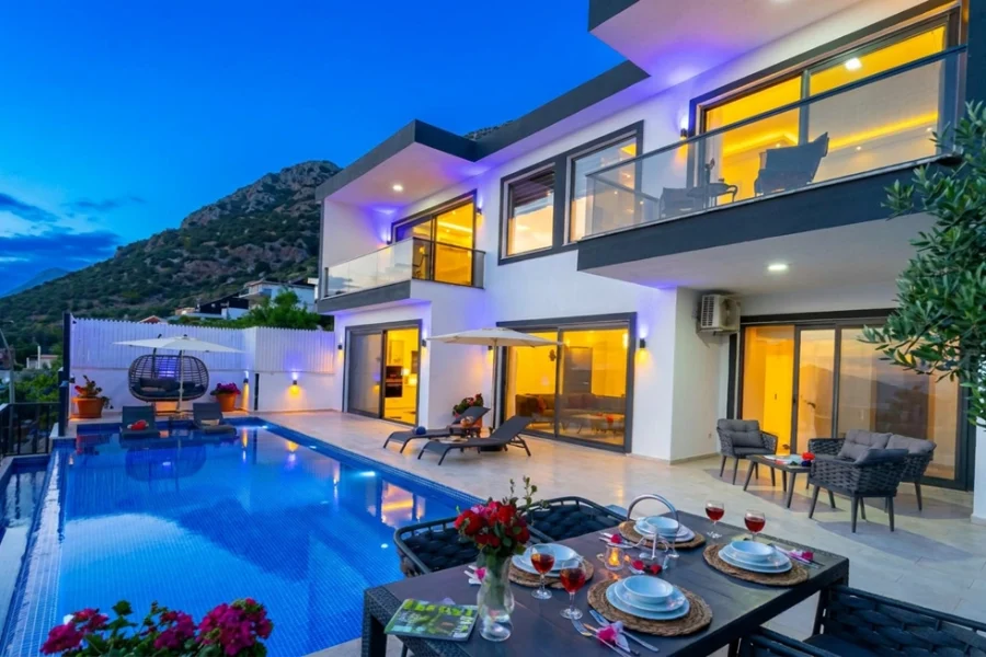Alba Villa Kalkan | Havuzlu Villa