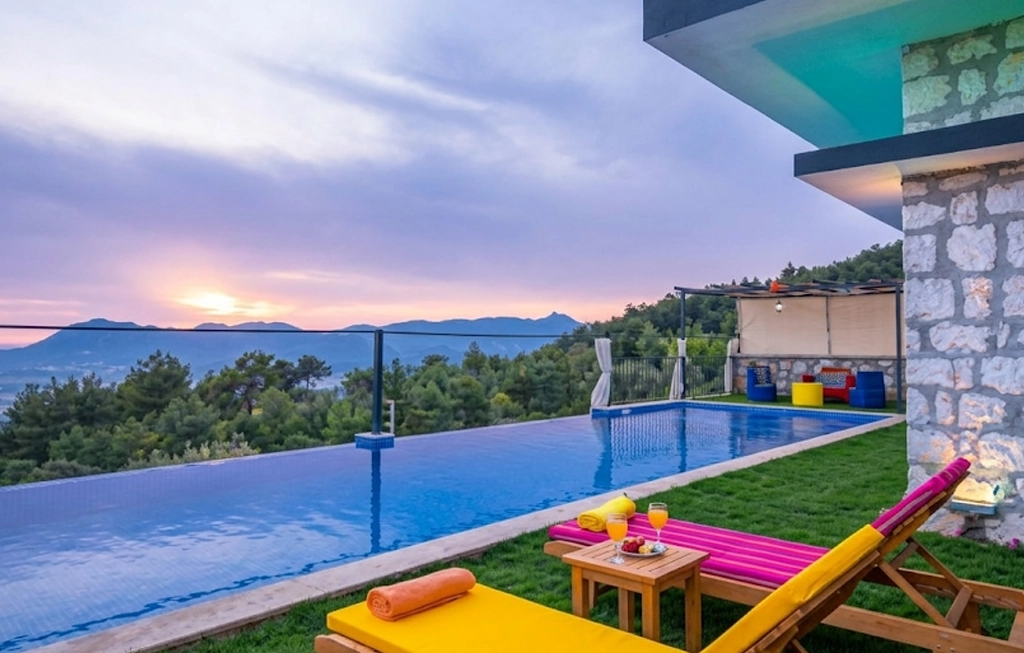 Kaş Villa Günışığı