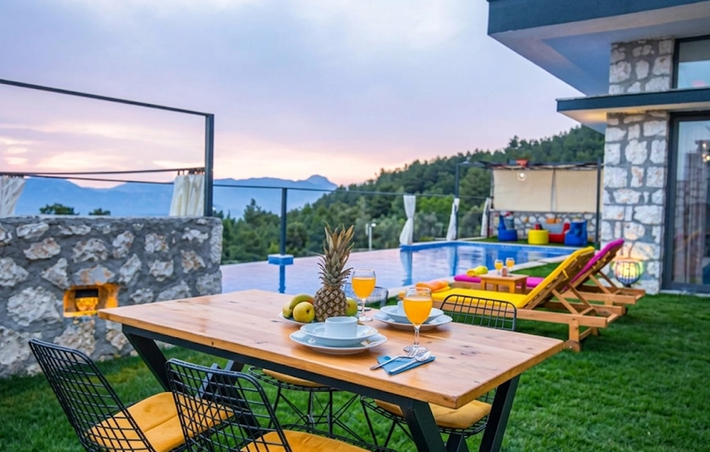 Kaş Villa Günışığı
