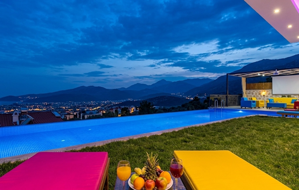 Kaş Villa Günışığı