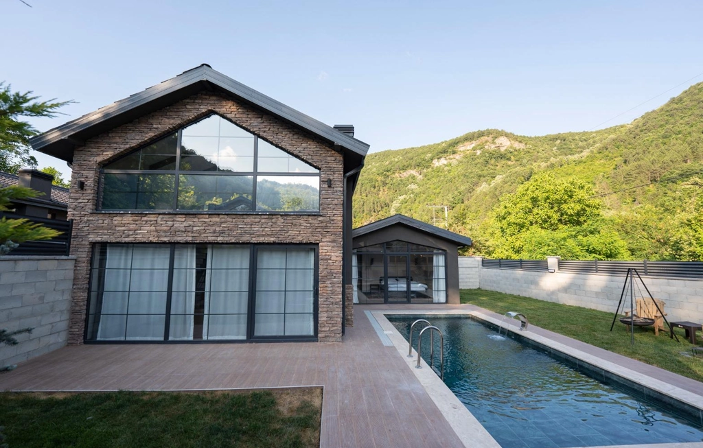 Eight Sapanca Villa | Havuzlu Villa Sapanca 2