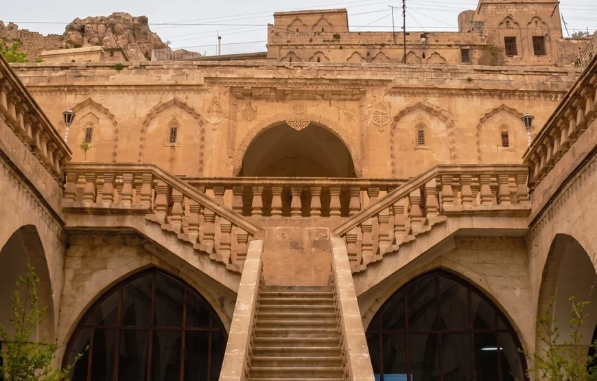 Mardin Midyat Turu | Uçaklı Mardin Turu