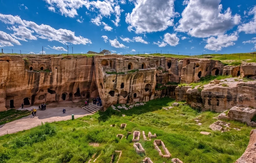 Mardin Midyat Turu | Uçaklı Mardin Turu