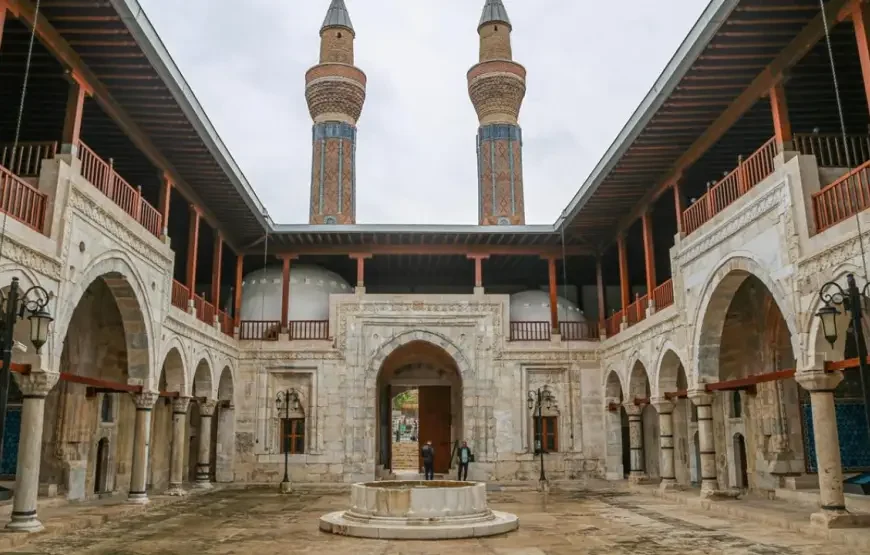 29 Ekim Özel Fırat’tan Munzur’a | Sivas, Divriği, Kemaliye, Elazığ, Tunceli Turu