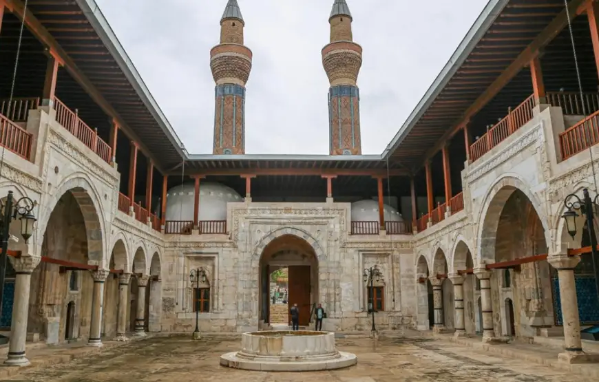 29 Ekim Özel Fırat’tan Munzur’a | Sivas, Divriği, Kemaliye, Elazığ, Tunceli Turu — fotoğraf 4