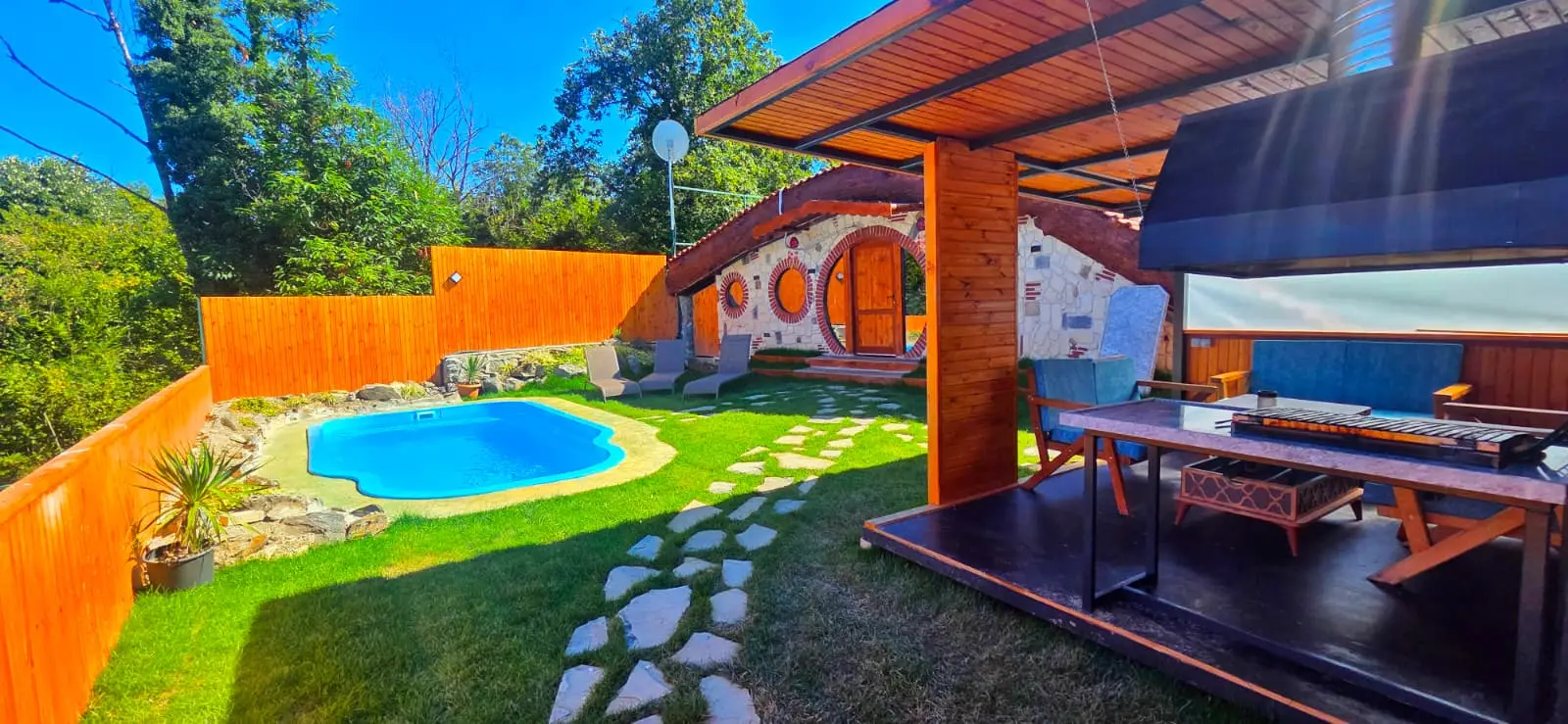Naila Bungalov 15